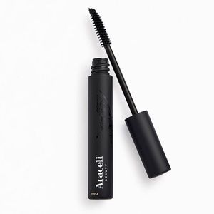ARACELI BEAUTY
Monarca Mascara in Black/Negro, New in Box